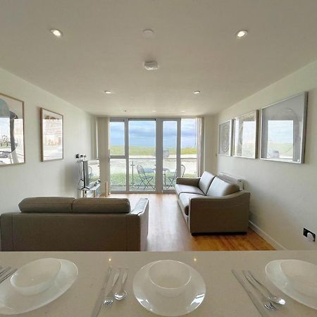 Villa 38 Zinc New Quay Esterno foto