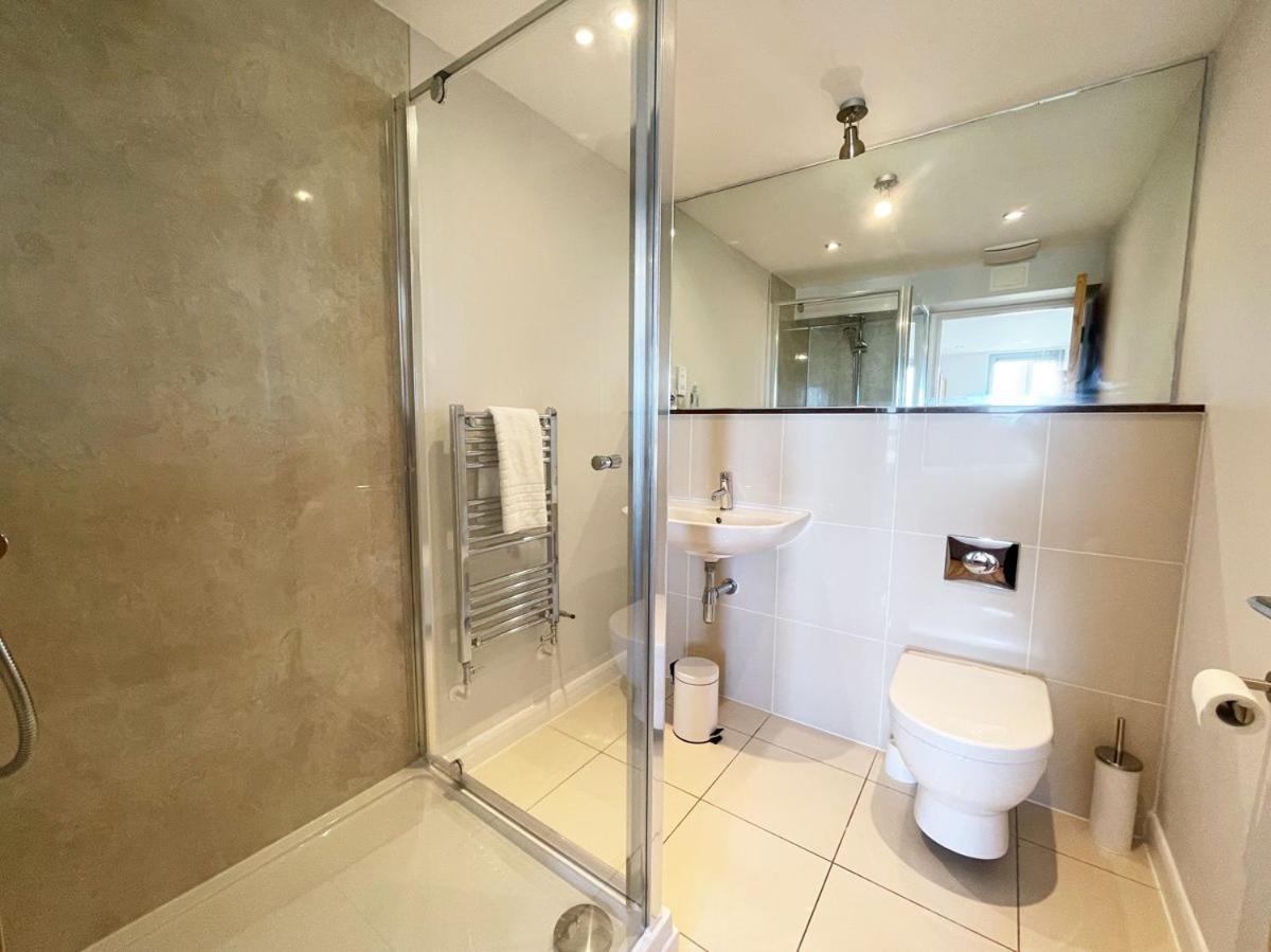 Villa 38 Zinc New Quay Esterno foto